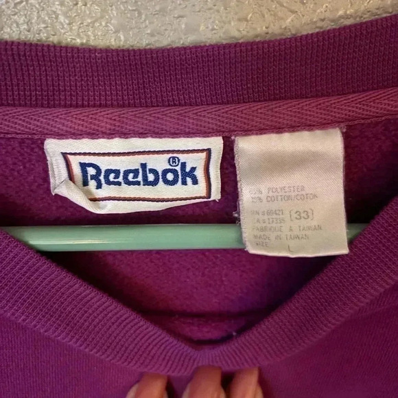 Vintage Reebok Sweater - Picture 3 of 3